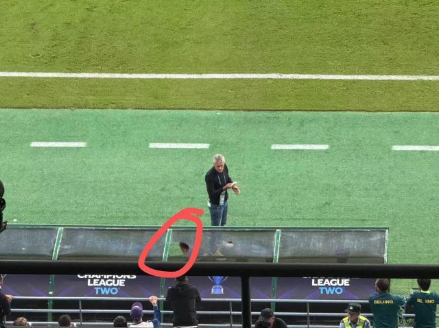 高光荣, 恩加德乌防, 李睿跃 高光荣, 恩加德乌防, 李睿跃