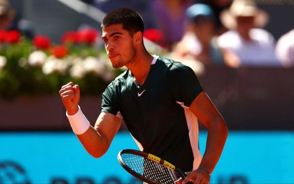 人对阿尔卡 人对阿尔卡